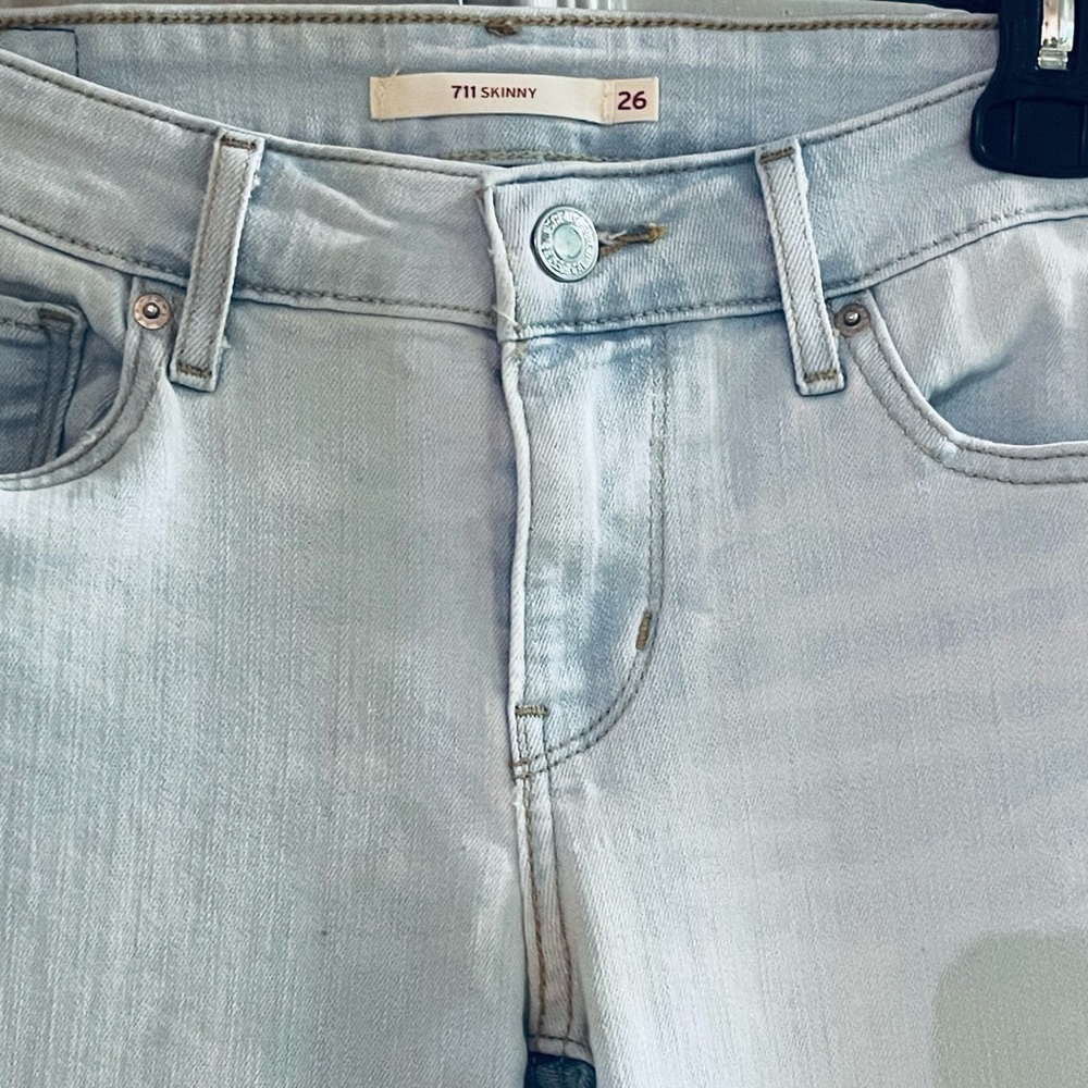 Levi’s Jeans 711 Size 26 Gift Ready